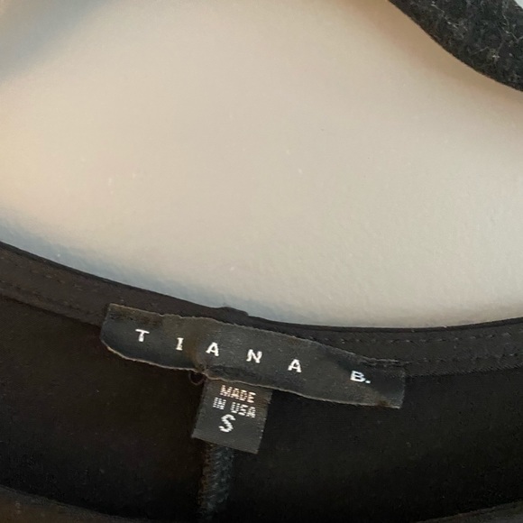 Stretchy black rhinestone dress - Picture 4 of 4